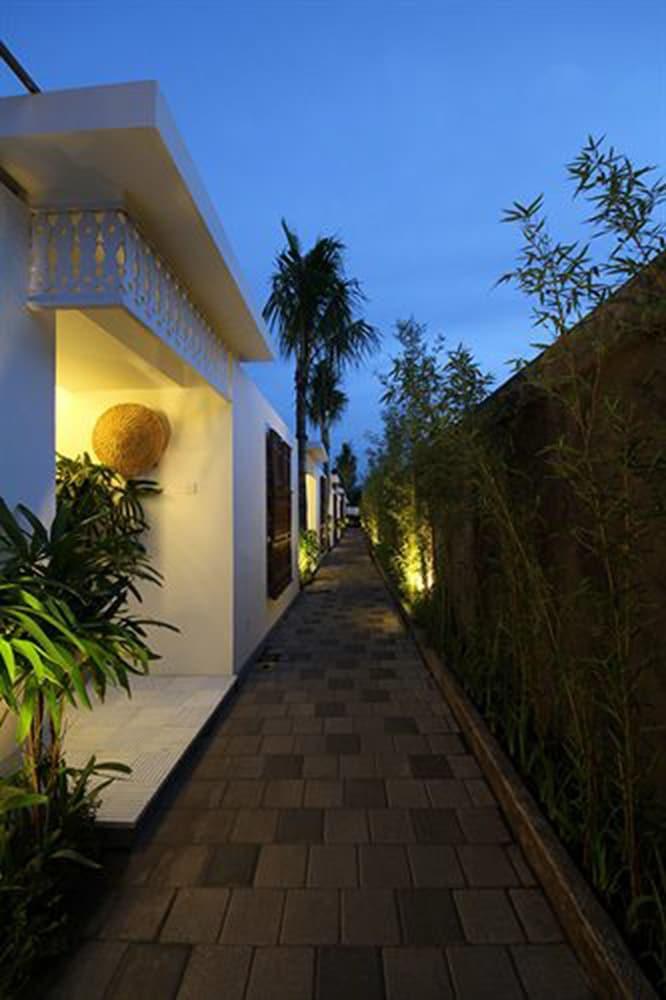Astana Batubelig Villa Seminyak Екстериор снимка